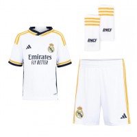 Real Madrid Daniel Carvajal #2 Hjemmedraktsett Barn 2023-24 Kortermet (+ Korte bukser)